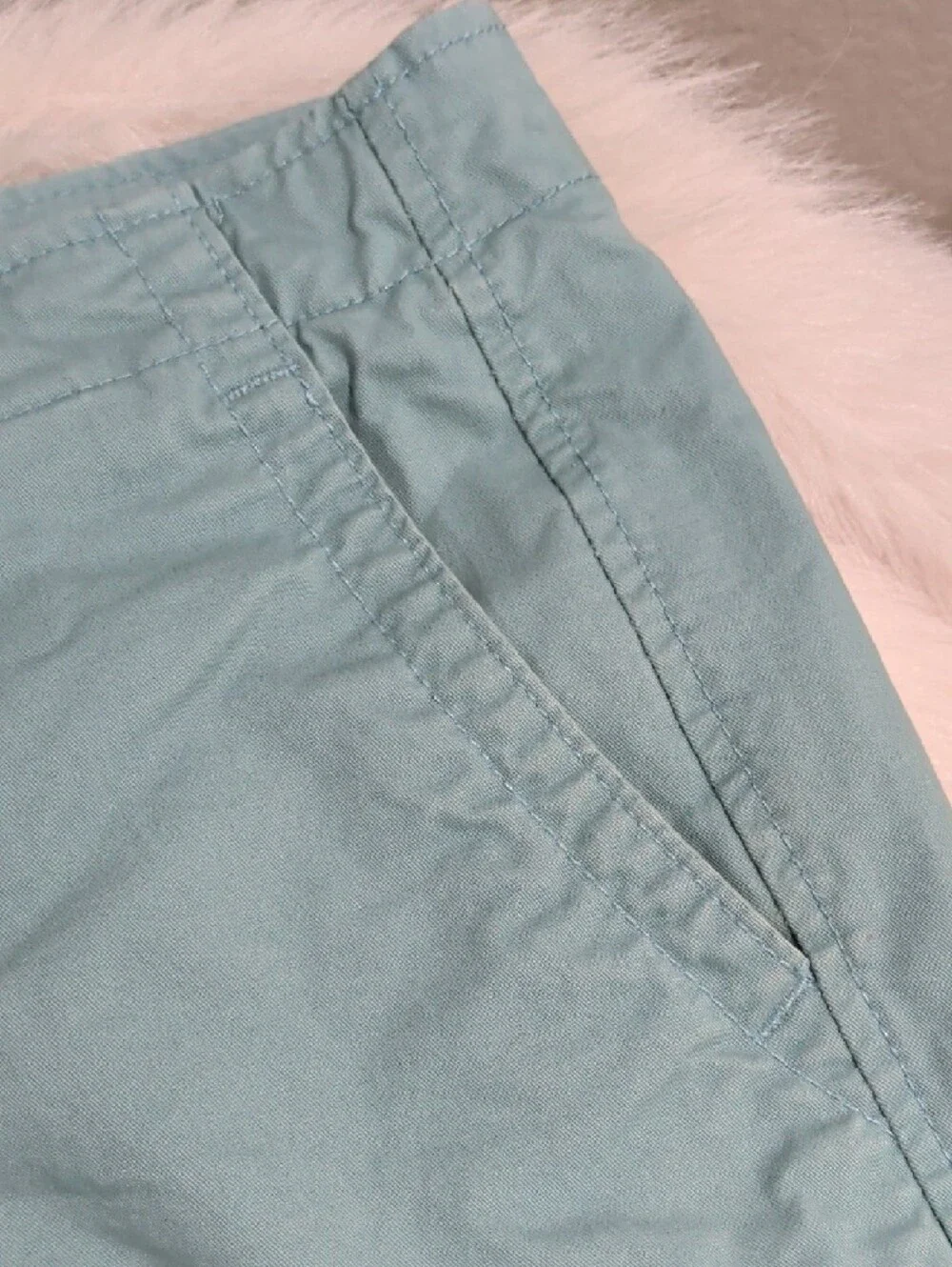 Aeropostale‎ Men's Pale Blue Flat-Front Shorts